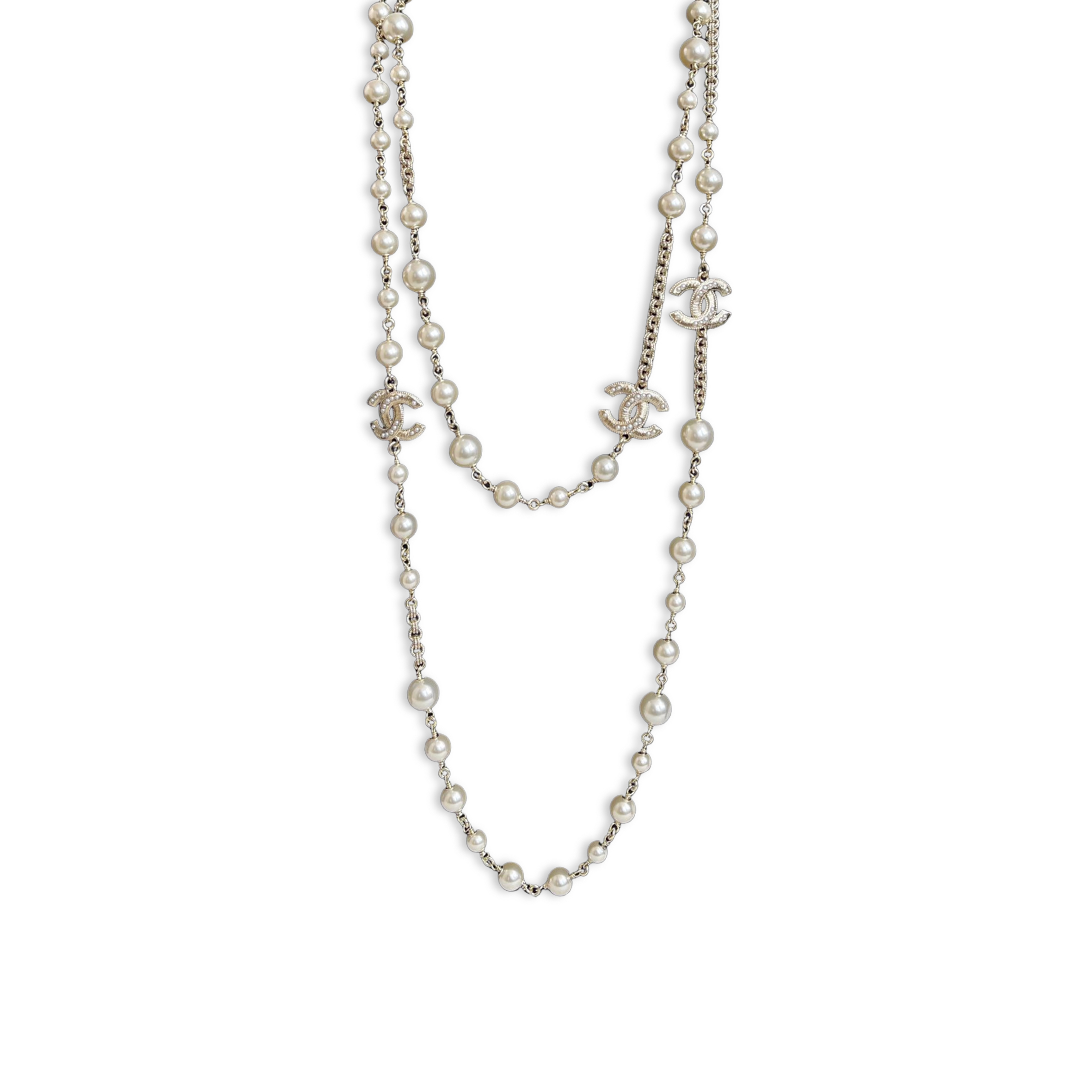 Ch**el long necklace